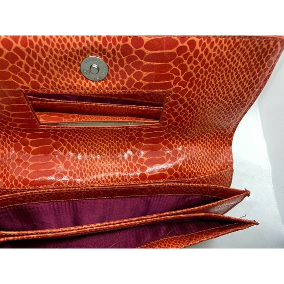 Nine West, Snakeskin Bow Clutch - Picture 11 of 11
